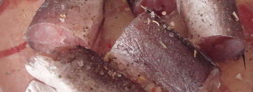 жареная рыба с картошкой и луком. Шаг 4