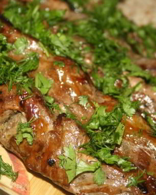 Шашлычки из печени в жировой сетке