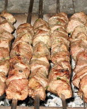 Шашлык из говядины с салом