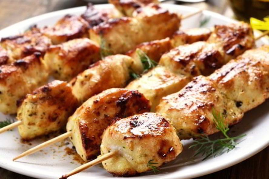 Рецепт шашлык из курицы на кефире со специями