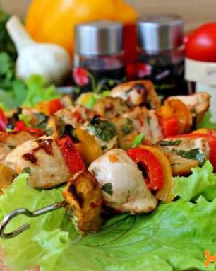 Шашлык куриный с овощами