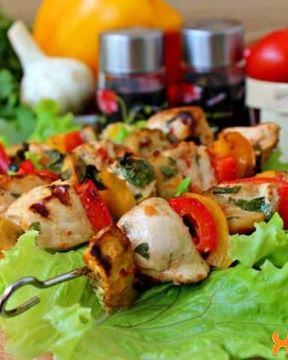 Шашлык куриный с овощами