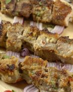 Свиные шашлыки в кокосовой стружке