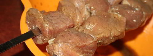 экспресс-шашлык из свиной вырезки без маринования. Шаг 2