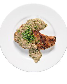 Стейк из свинины с горчичным соусом