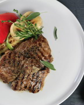 Стейк из свиной шеи в маринаде из бальзамико