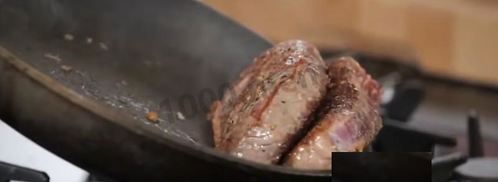 стейк из телятины на сковороде. Шаг 5