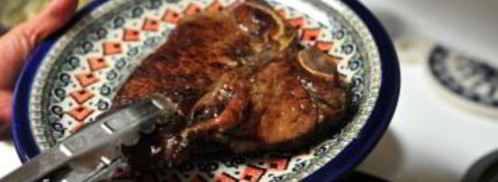 стейк на кости на сковороде. Шаг 4