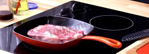 стейк рибай на сковороде. Шаг 5