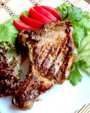 Свиной стейк на гриле