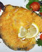 Жареные стейки акулы