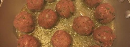 нежные тефтели в сливочном соусе. Шаг 3