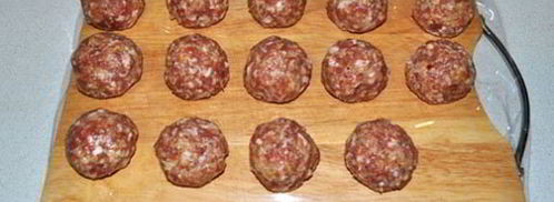 тефтели с булгуром в сливочно-томатном соусе. Шаг 5