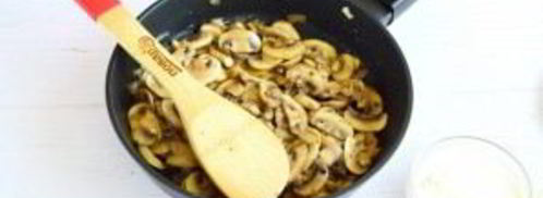 тефтели в грибном соусе под сыром. Шаг 6