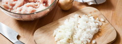 запеченные куриные тефтели с травами. Шаг 2