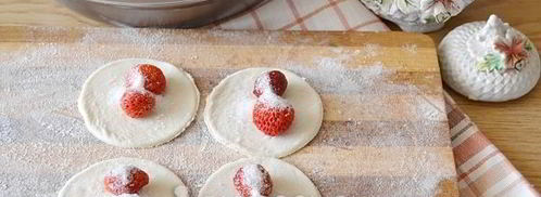 вареники с клубникой на пару. Шаг 6