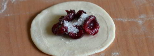 вареники с вишней. Шаг 10