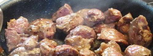 жаркое с говядиной в горшочках по-домашнему. Шаг 4