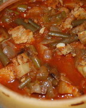 Жаркое в горшочке