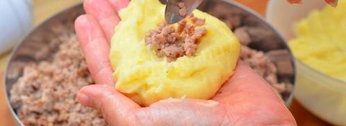 картофельные зразы с фаршем. Шаг 4