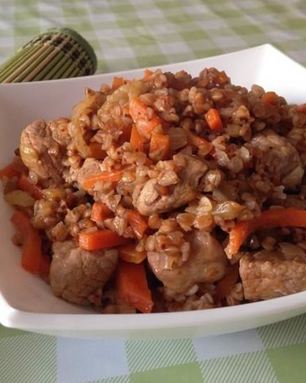 Гречка по купечески в мультиварке со свининой