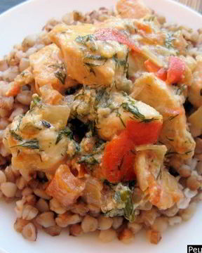 Гречка с курицей и помидорами