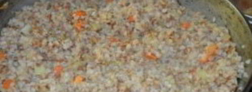 гречка с луком и морковью. Шаг 2