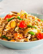 Гречневая каша с овощами и вешенками