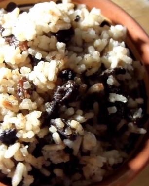 Кутья поминальная с изюмом из риса на поминки