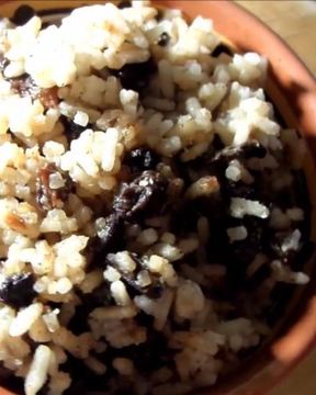 Кутья поминальная с изюмом из риса на поминки