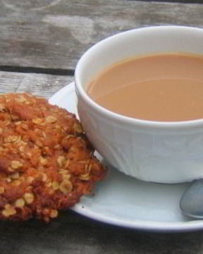 Чай по-татарски со сливками, сметаной и солью