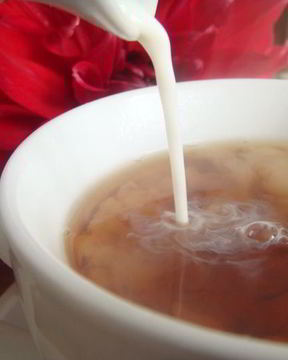 Чай с молоком