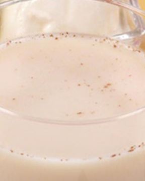 Чай с пряностями, мятой и молоком