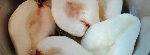 груши в анисовом сиропе с шоколадным соусом. Шаг 2