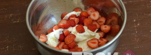 клубничный коктейль. Шаг 2