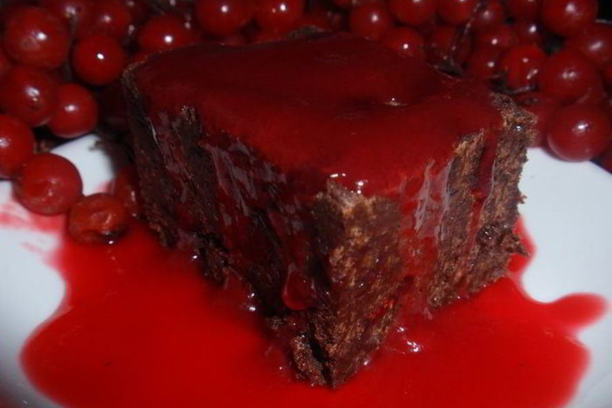 Рецепт кофейно-клюквенный брауни с калиновым сиропом