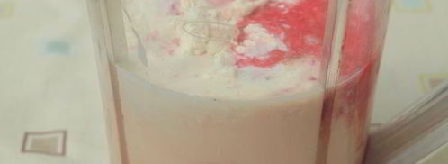 коктейль на ряженке с творогом и малиной. Шаг 4