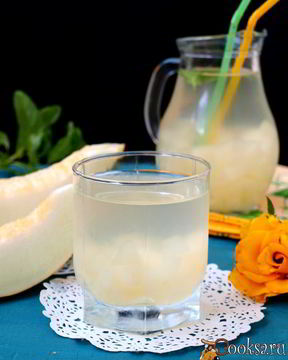 Напиток из дыни с лаймом