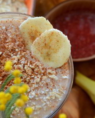 Смузи из банана и земляники