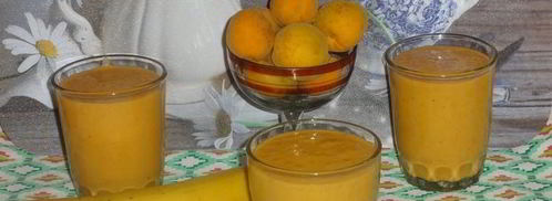 смузи с абрикосами, бананом и мацони. Шаг 4