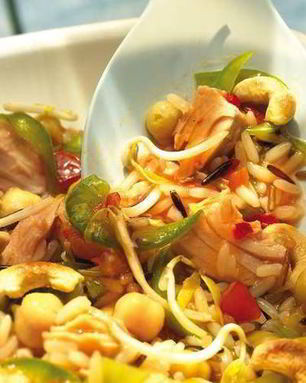 Азиатский рисовый салат