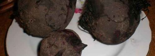 картофель в майонезе с ананасами и салатик свекла с сыром. Шаг 23