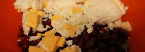 картофельный салат с красной фасолью. Шаг 2