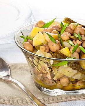 Картофельный салат с маринованными шампиньонами