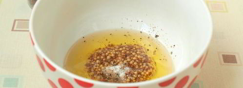 картофельный салат со щавелем и маринованными огурцами. Шаг 6