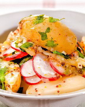 Салат из молодого картофеля