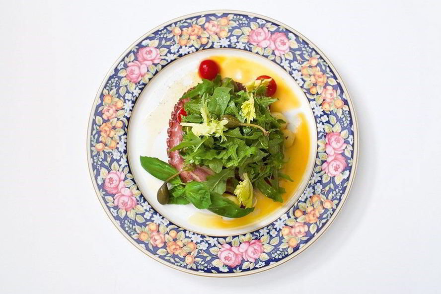 Рецепт теплый салат с картофелем и осьминогом