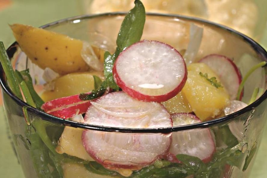 Рецепт весенний картофельный салат