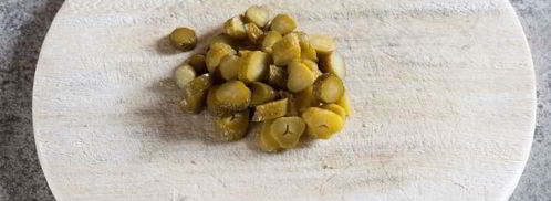 оливье с раковыми шейками. Шаг 7