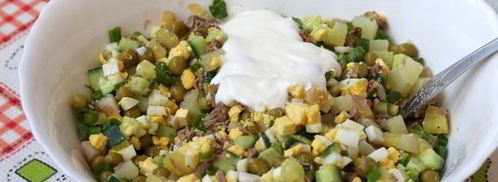 салат оливье с говядиной и свежими огурцами. Шаг 9